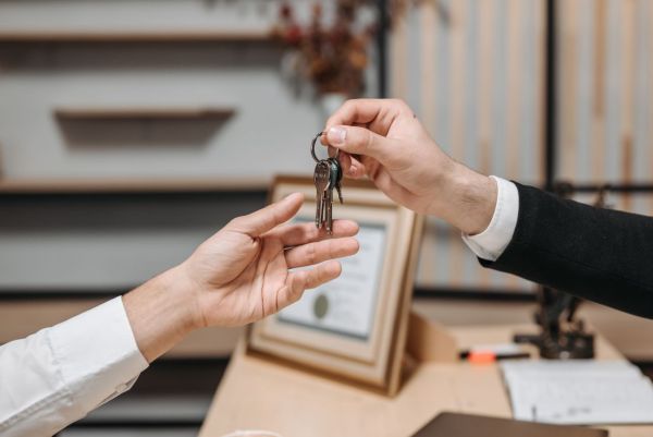 Vente immobilière entre particuliers : économisez sur les frais d'agence